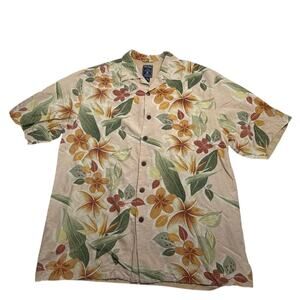 Montego Resort button-down tropical print on light-colored fabric Size Small